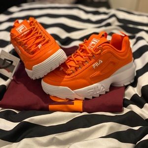 Orange Fila Disruptor 2